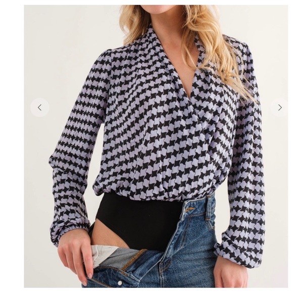 31 Chic Houndstooth V-Neck Wrap Bodysuit - Picture 2 of 6